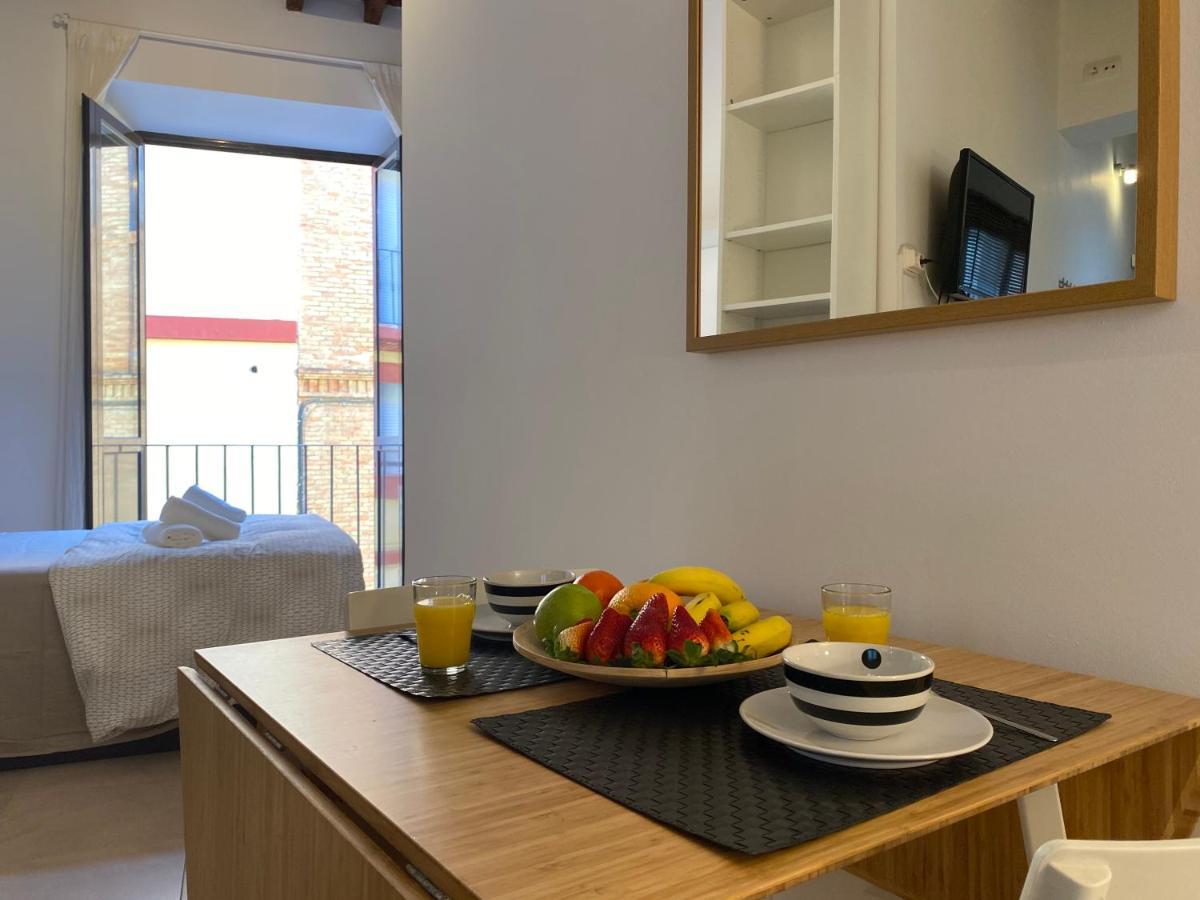 Alvarez 7 Apartamento Малага Екстер'єр фото